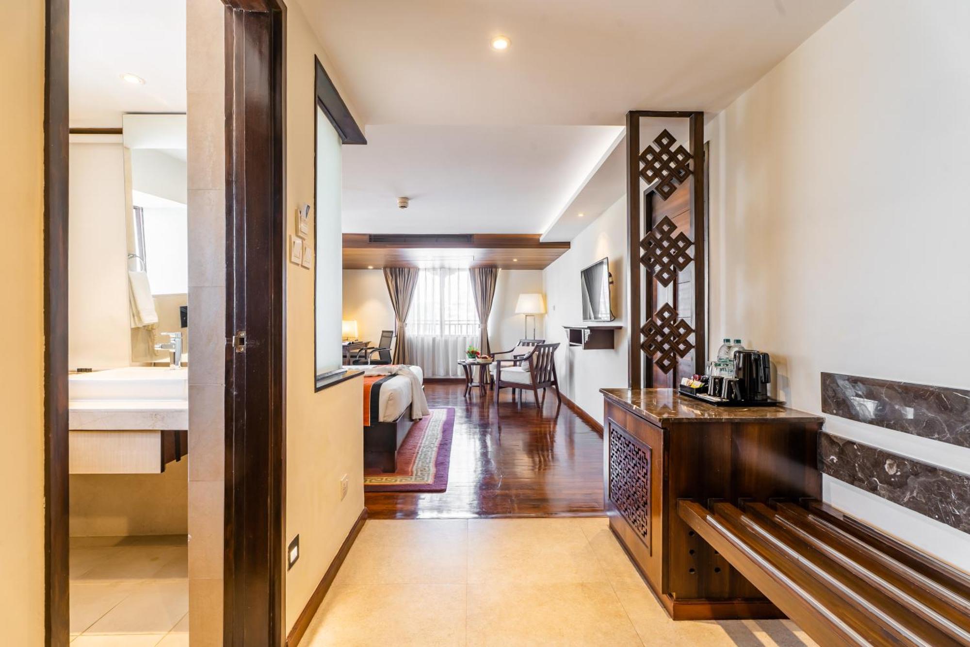 Ramada By Wyndham Kathmandu Dhumbarahi Hotell Eksteriør bilde