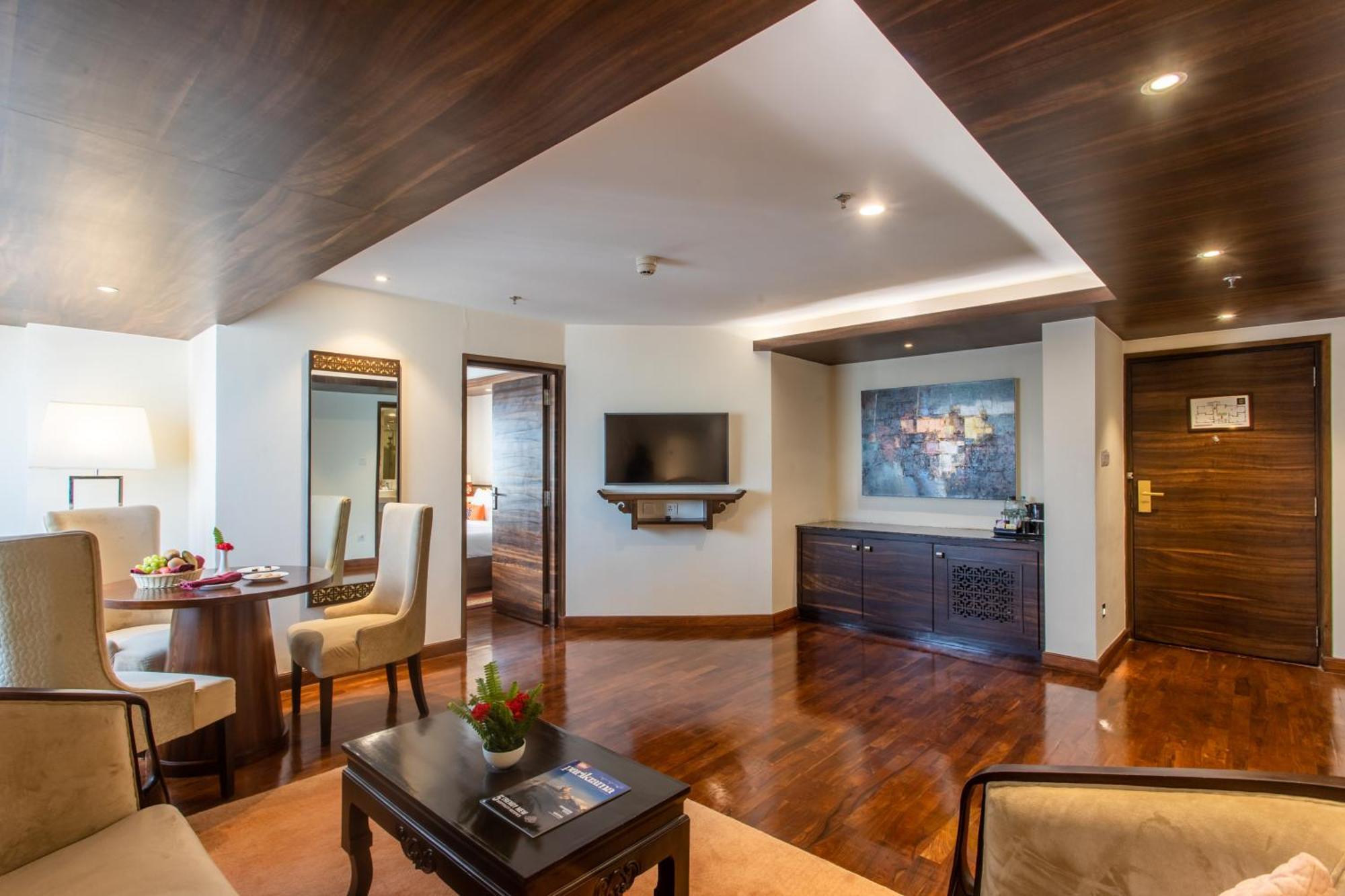 Ramada By Wyndham Kathmandu Dhumbarahi Hotell Eksteriør bilde