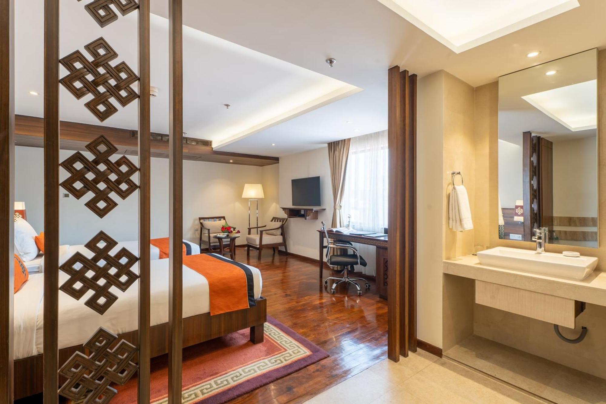 Ramada By Wyndham Kathmandu Dhumbarahi Hotell Eksteriør bilde