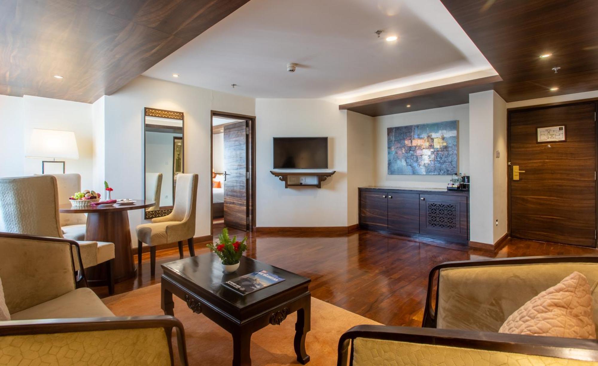 Ramada By Wyndham Kathmandu Dhumbarahi Hotell Eksteriør bilde