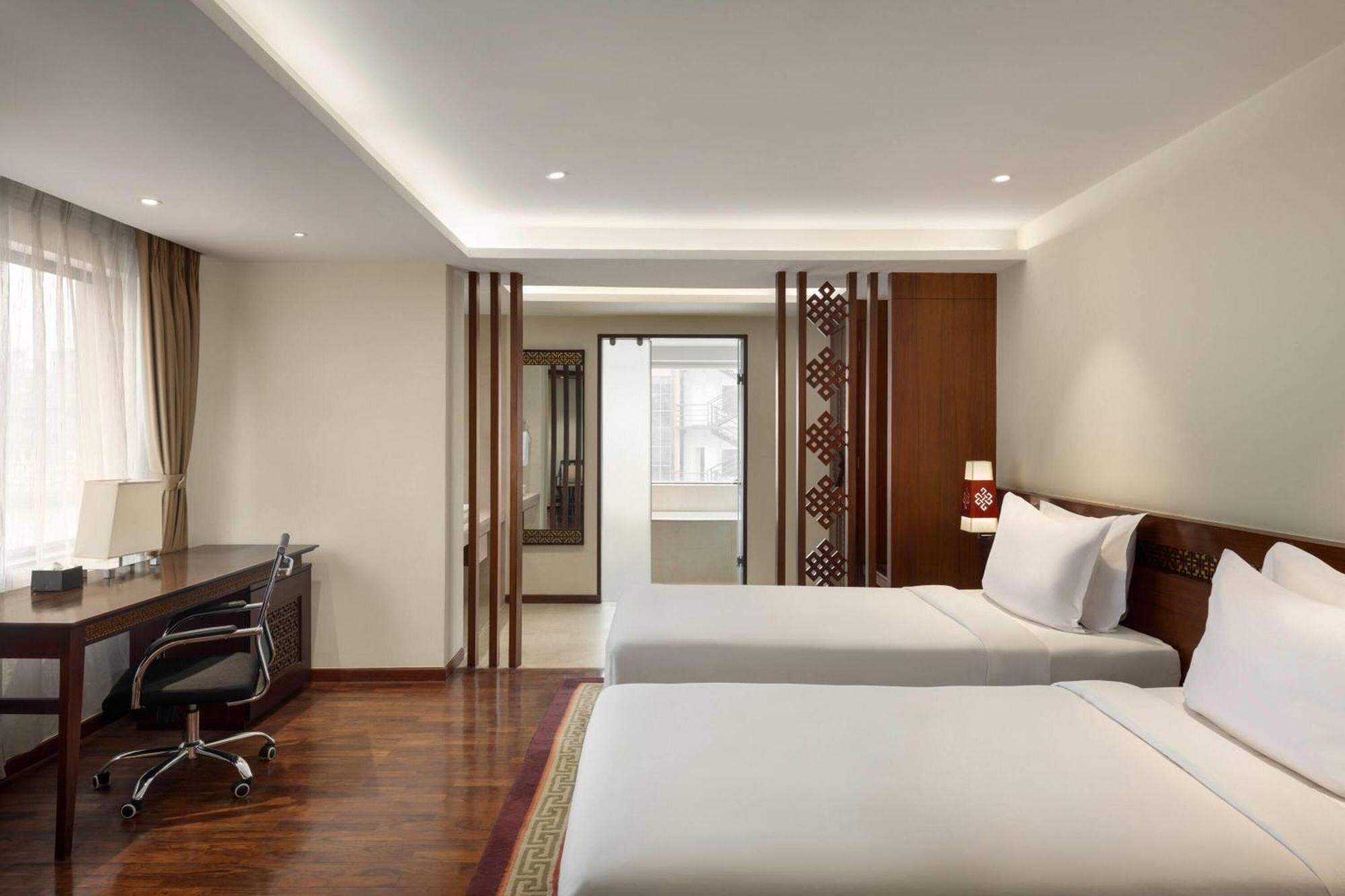 Ramada By Wyndham Kathmandu Dhumbarahi Hotell Eksteriør bilde