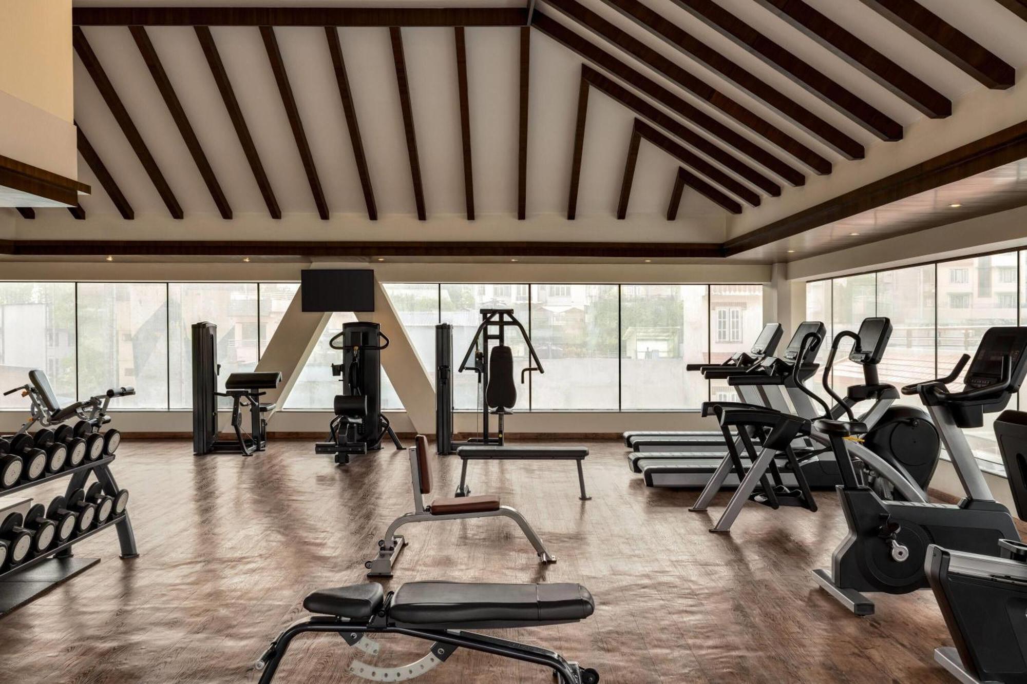 Ramada By Wyndham Kathmandu Dhumbarahi Hotell Eksteriør bilde