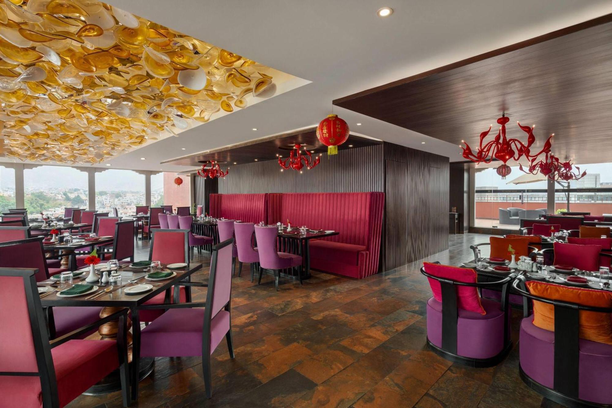 Ramada By Wyndham Kathmandu Dhumbarahi Hotell Eksteriør bilde